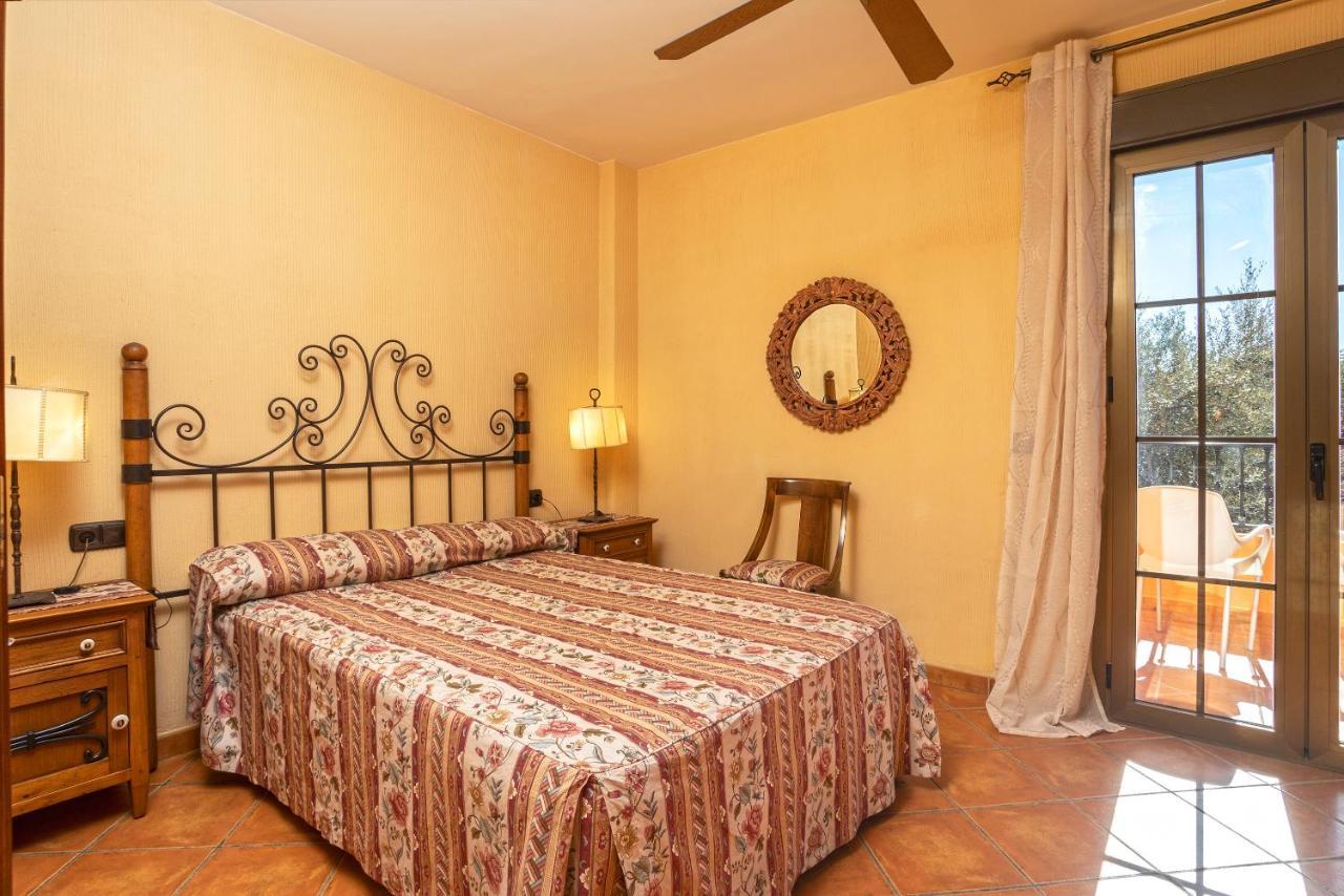 Casa Flores Con Piscina Interior Climatizada Alcaucín エクステリア 写真